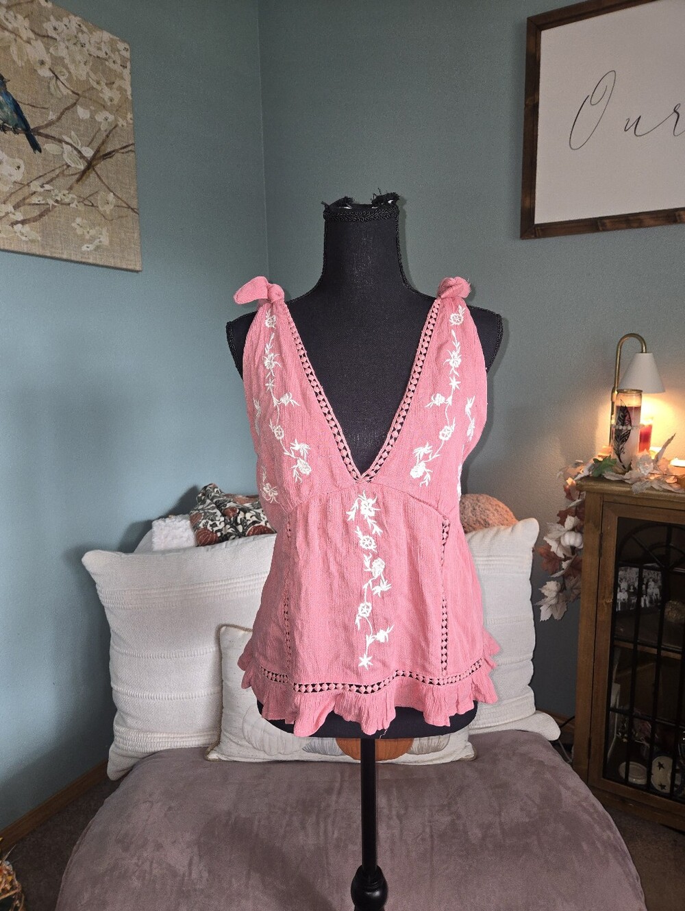 NWT Pink Embroidered Tie-Shoulder V-Neck Women's Camisole